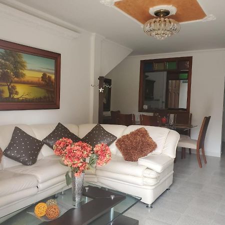 Rosita 3 Hotel คาร์ดิน ภายนอก รูปภาพ